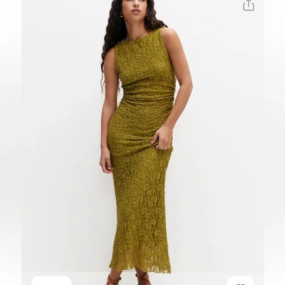 Pull Bear sleeveless lace midi dress